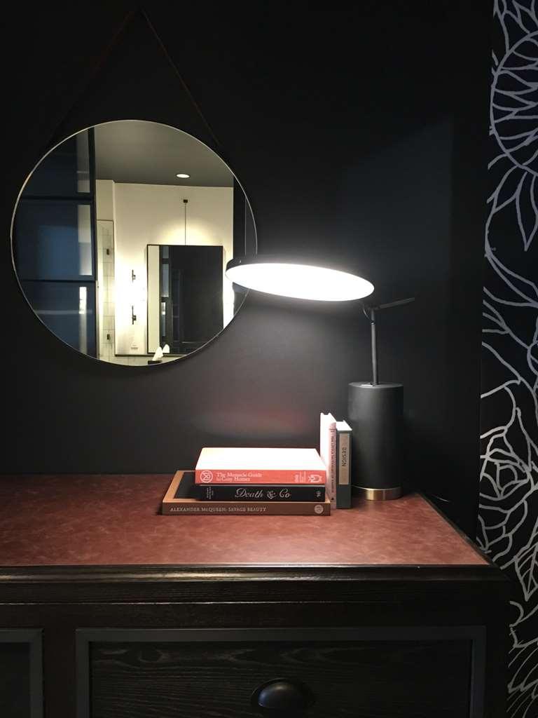 Crossroads Hotel Канзас Сити Стая снимка
