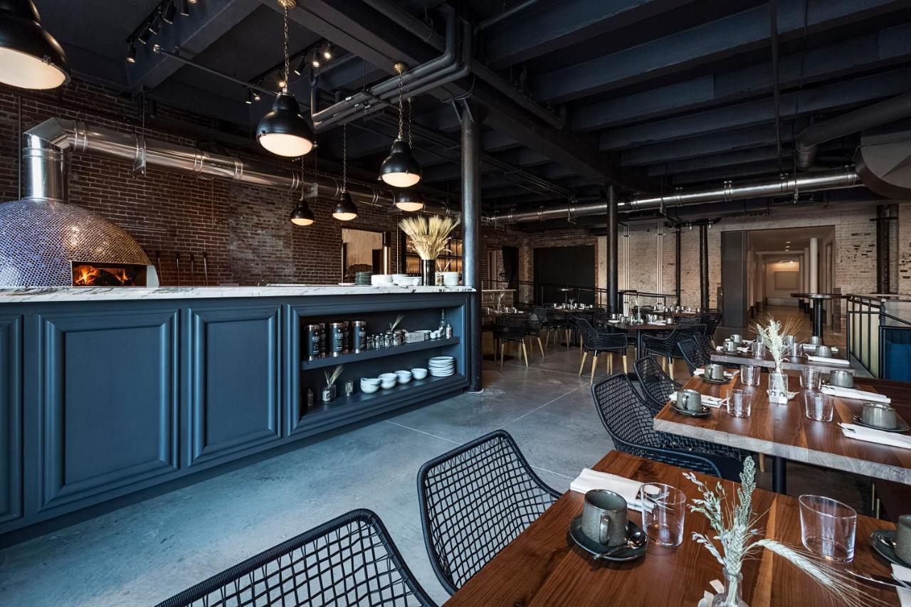Crossroads Hotel Канзас Сити Екстериор снимка